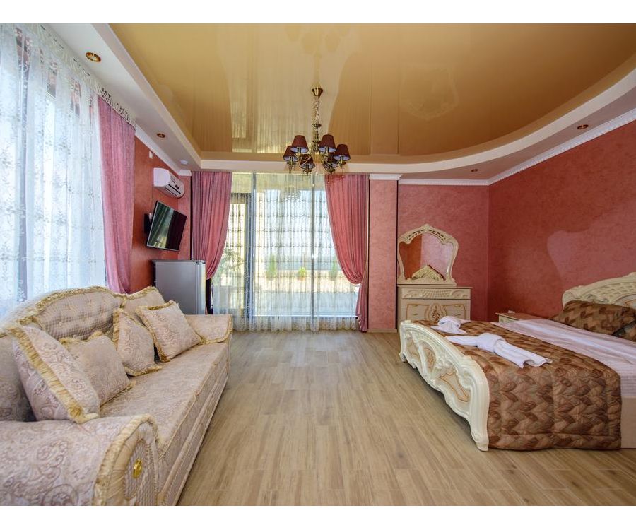 Фото № 30: Галерея – отдых в Hotel Royal в Алуште, Крым